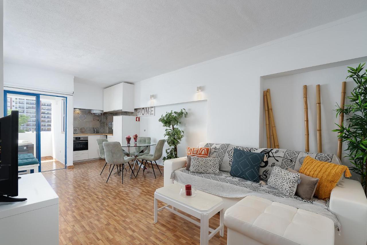 Apartment Da Rocha By Lovelystay Portimao
